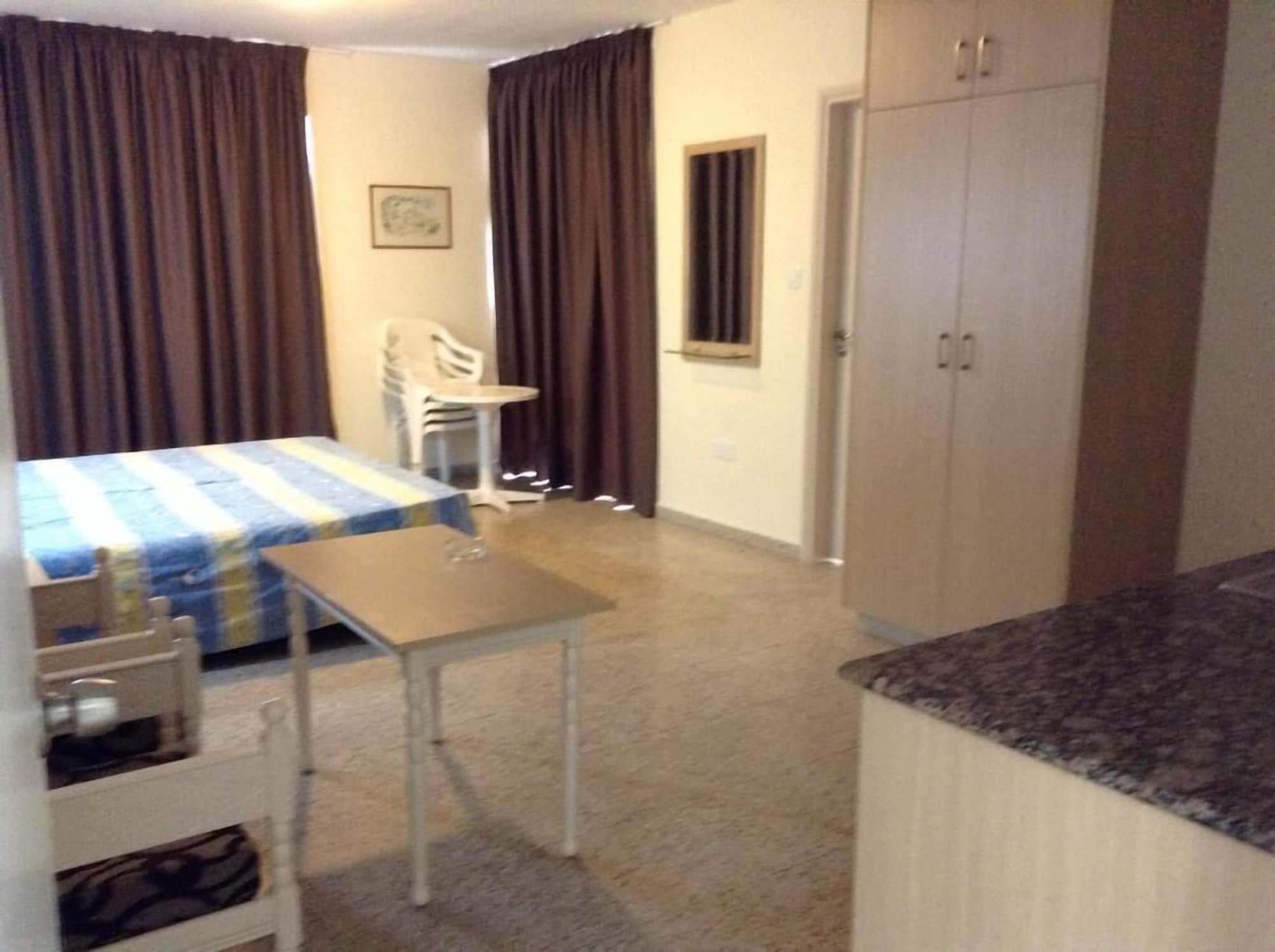 Christabelle Hotel apartamentowy
